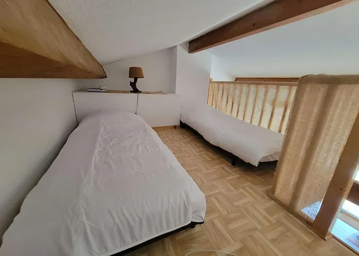 Maison De Vacances, Sejour Cuisine, Mas De La 1, Terrasse Sud Degagee 4 Couchages Lrmp77 Portiragnes