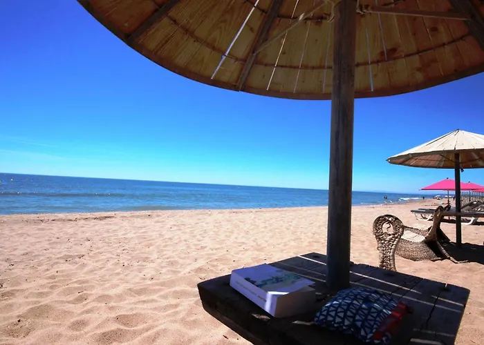 Villa Maison De Vacances, Sejour Cuisine, Mas De La 1, Terrasse Sud Degagee 4 Couchages Lrmp77