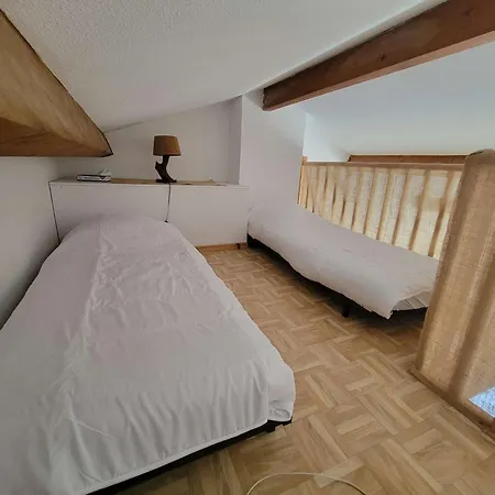 Maison De Vacances, Sejour Cuisine Climatisation, Mas De La 1, Terrasse Sud Degagee 4 Couchages Lrmp77 Portiragnes